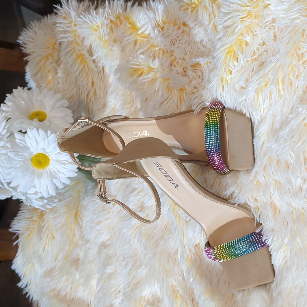 💕👠💕Soda Vonna Rainbow 🌈 Bling Heels 👠